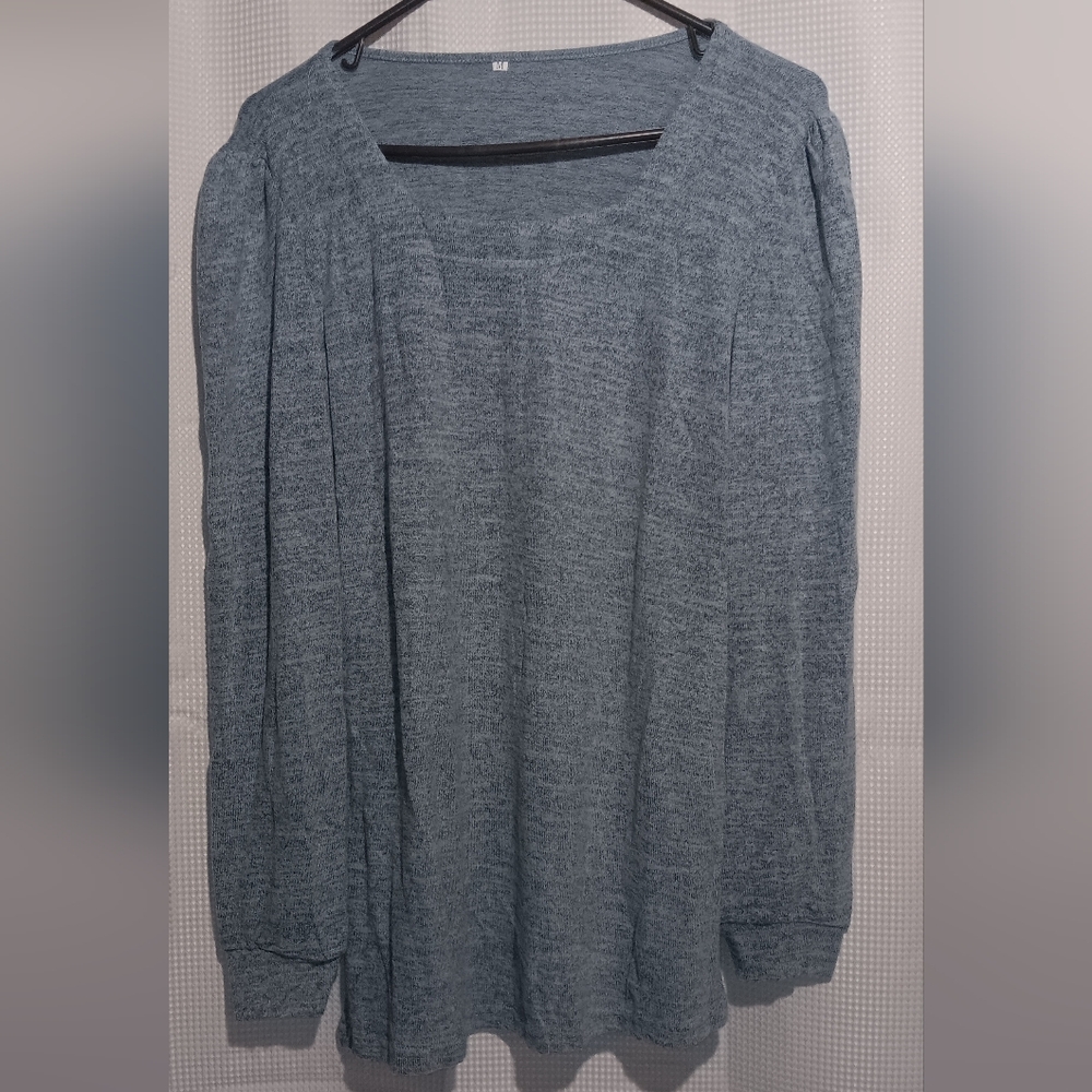 Women's Long-Sleeve Crew Tee - Heather Gray